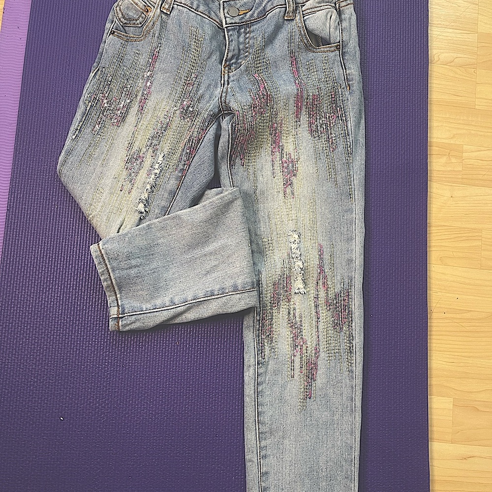 Lots jeans size 26 Distressed Glitzy Pink Metallic Sequin straight leg lite wash